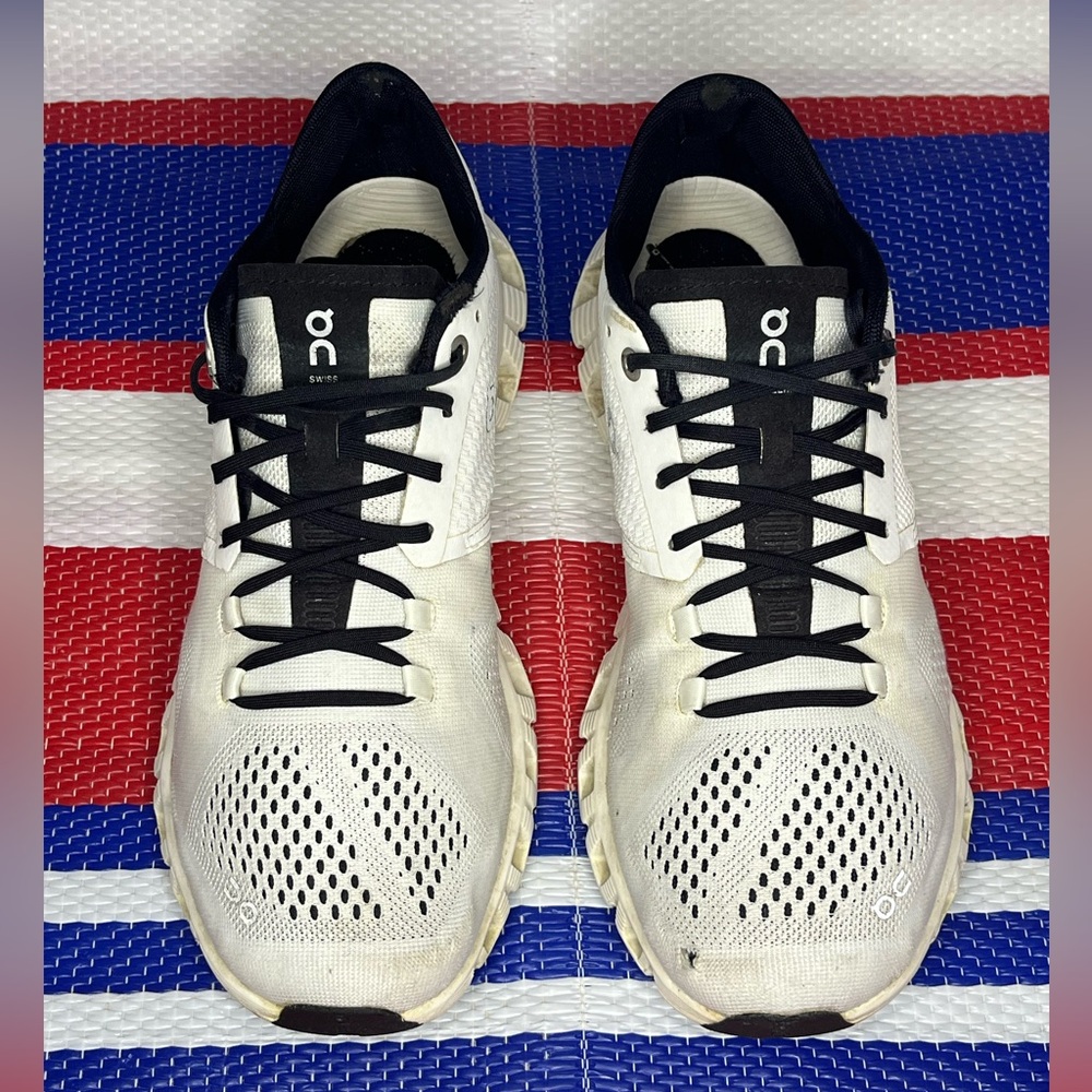 On Running Cloud X - On Cloud Memory Foam Low Top Running Shoes Women’s 8.5 - Picture 4 of 15
